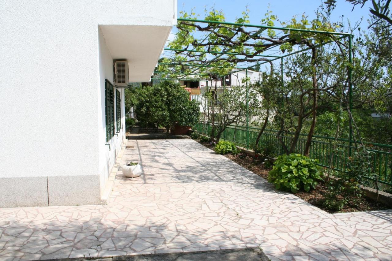 Apartments And Rooms By The Sea Zaostrog, Makarska - 2661 Exteriör bild